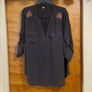 Torrid floral embroidered blouse size 2X